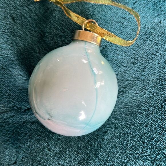 HANDCRAFTED Hand-Painted Porcelain - Picture 3 of 5